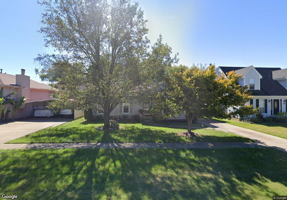 6918 Applegate Ln, Louisville, KY 40228 - photo 1