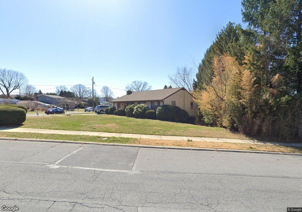 435 Weidman Ave, Reading, PA 19608 - photo 1