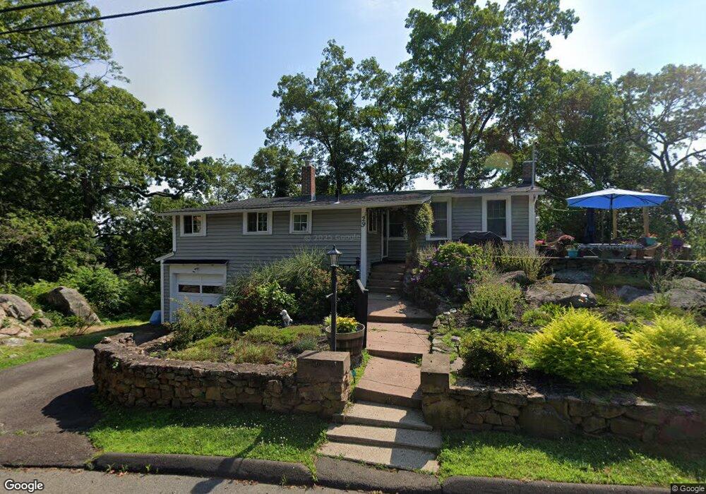 29 Cliff St, East Haven, CT 06512 - photo 1