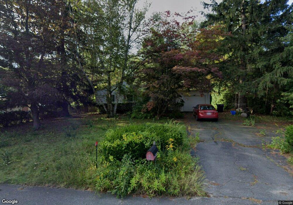 66 Tracy Cir, Amherst, MA 01002 - photo 1