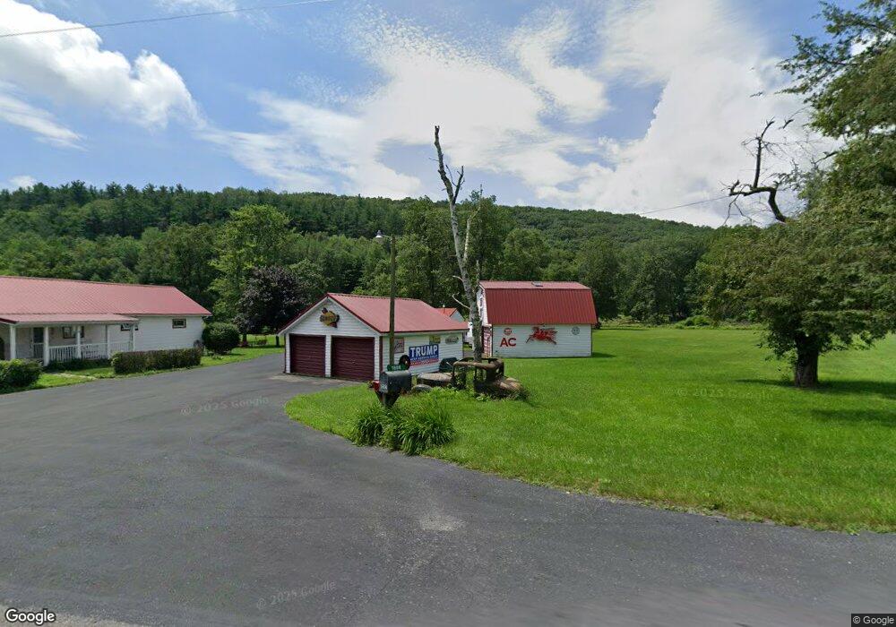 1612 W Penn Pike, New Ringgold, PA 17960 - photo 1