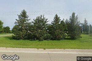 2741 Roosevelt St, Alburnett, IA 52202