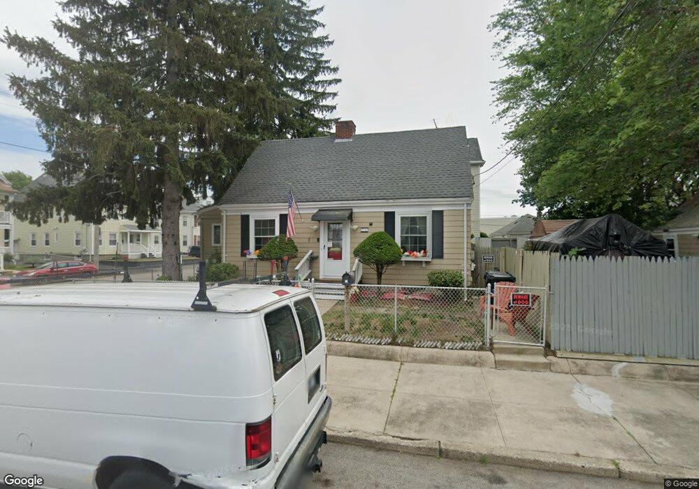 71 Bristol Ave, Pawtucket, RI 02861 - photo 1