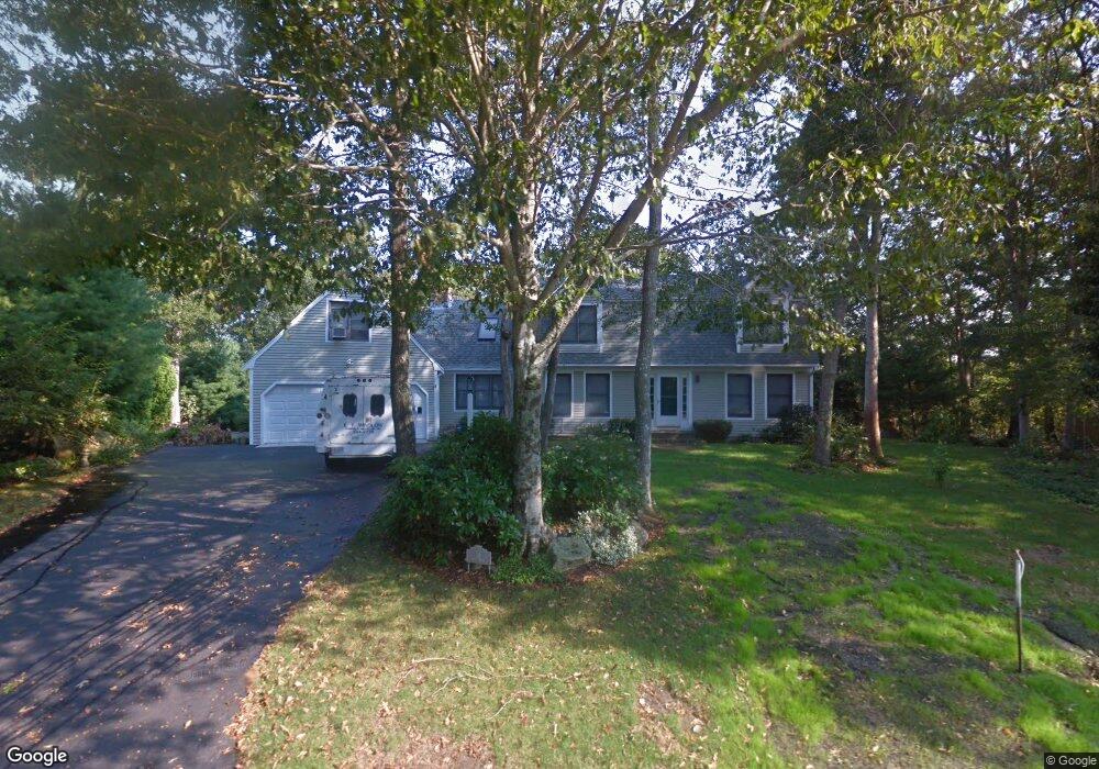 70 Dale Dr, Falmouth, MA 02540 - photo 1