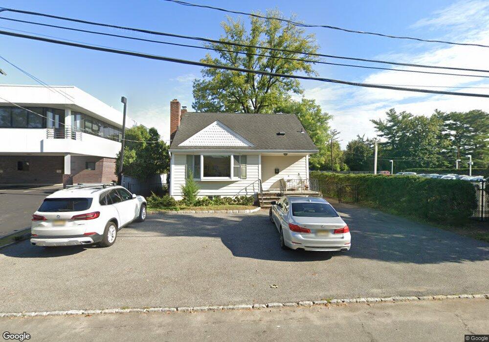 60 Madison Ave, Tenafly, NJ 07670 - photo 1