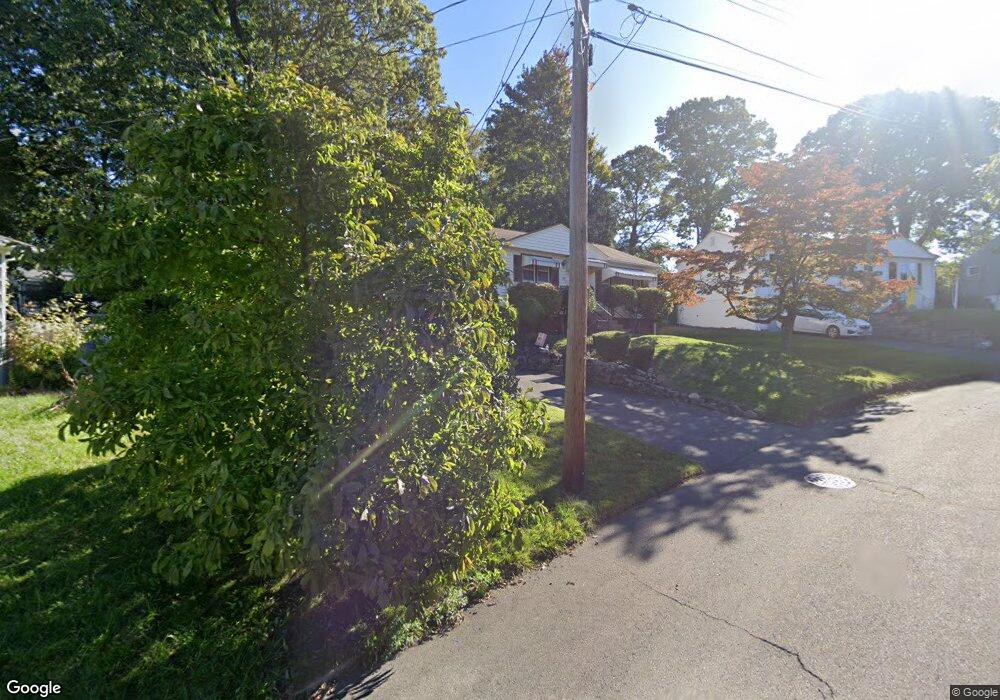 52 Daniel Rd, West Haven, CT 06516 - photo 1