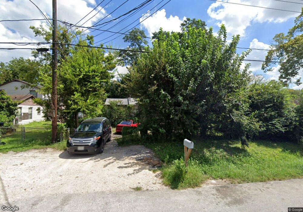 7906 Magna St, Houston, TX 77093 - photo 1