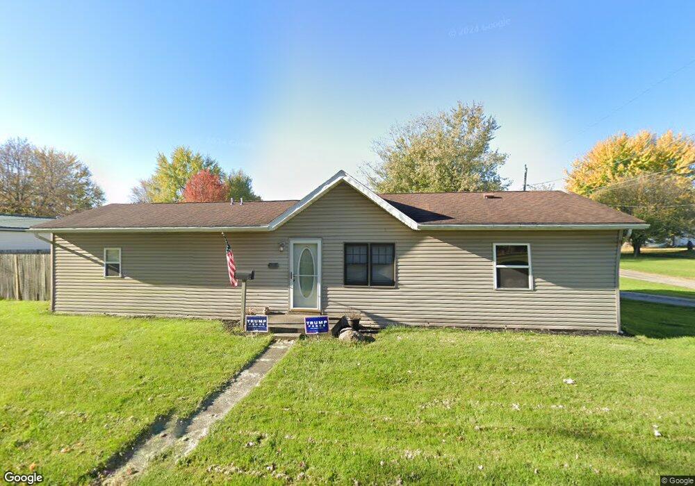 820 S Wayne St, Kenton, OH 43326 - photo 1