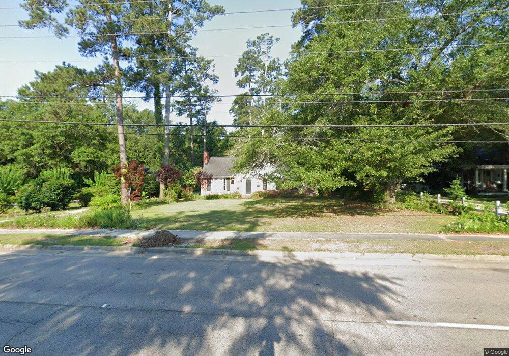 1717 Broad St, Camden, SC 29020 - photo 1