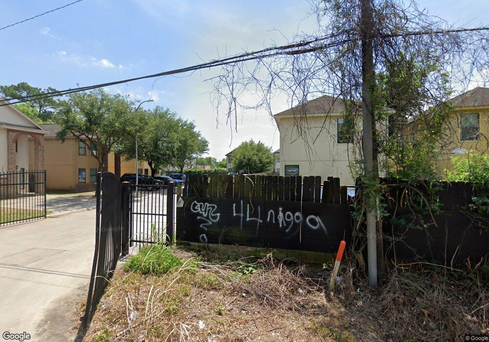 3026 La Estancia Ln, Houston, TX 77093 - photo 1