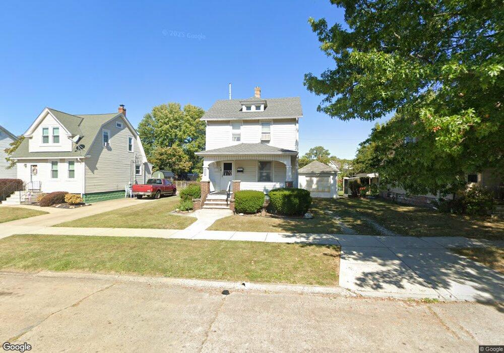 2517 E 34th St, Lorain, OH 44055 - photo 1