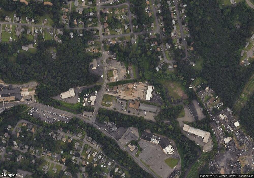 40 Falls Ave, Waterbury, CT 06708 - photo 1