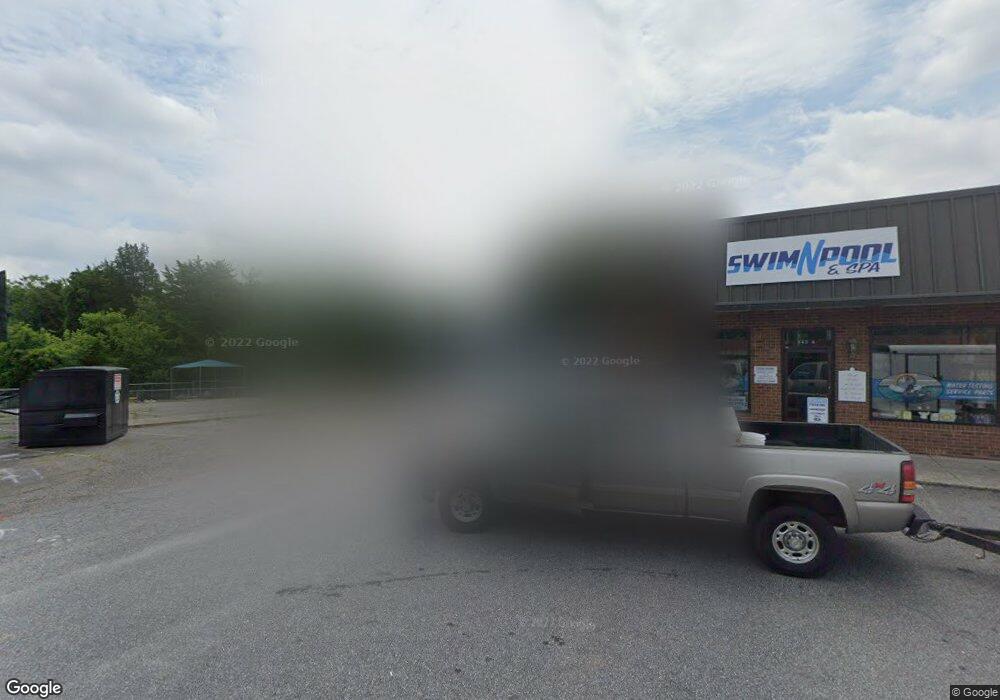 950 Davie Ave, Statesville, NC 28677 - photo 1