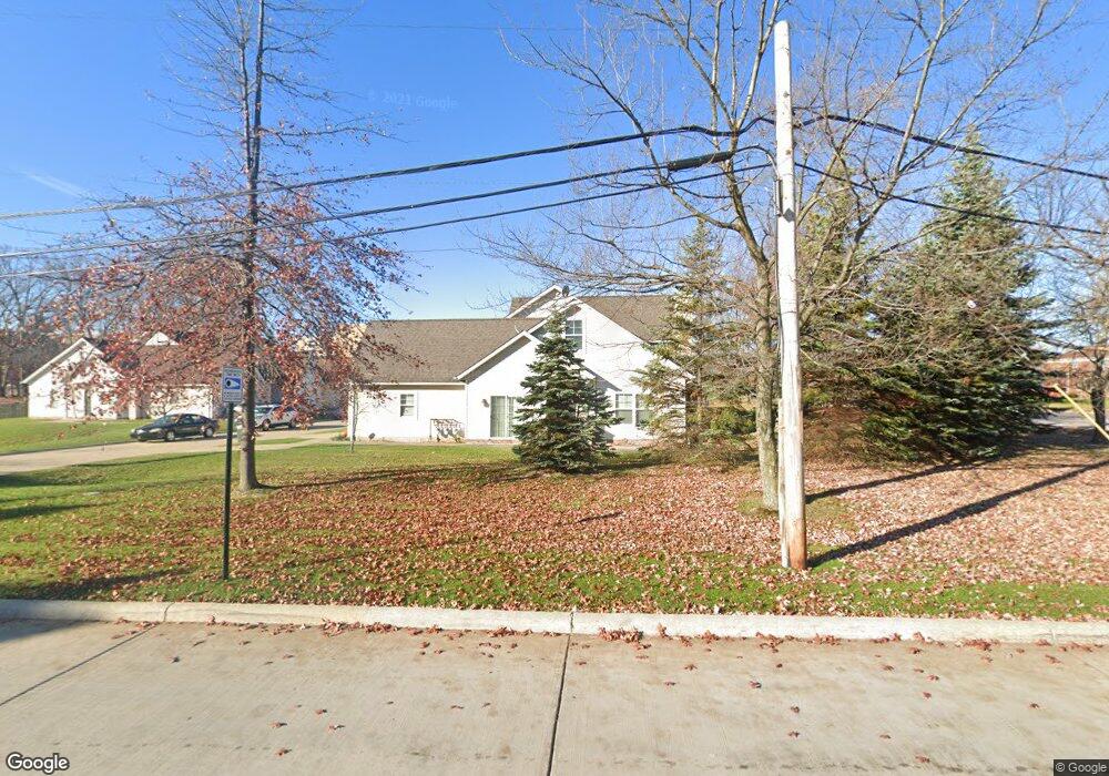 22094 Marberry Commons, Bedford, OH 44146 - photo 1