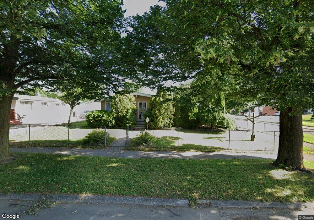 1117 Macdonald Ave, Flint, MI 48507 - photo 1