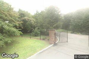 1 Angelus Dr, Garnerville, NY 10923