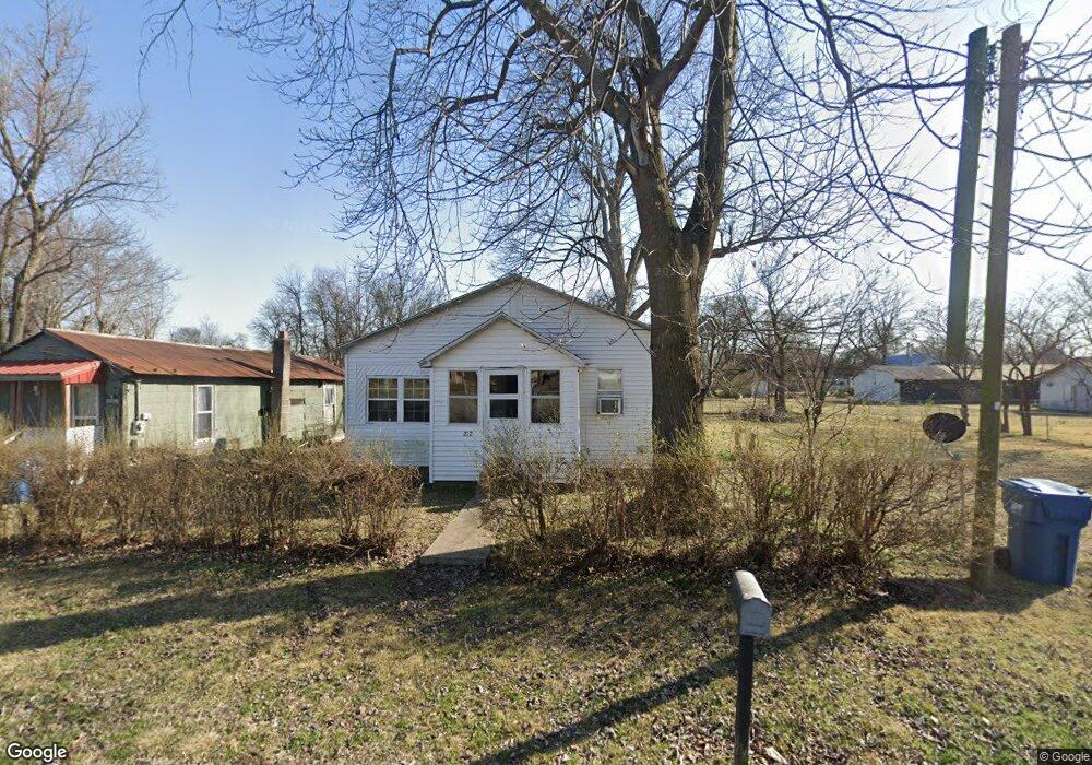 212 Pinnell Ln, New Madrid, MO 63869 - photo 1