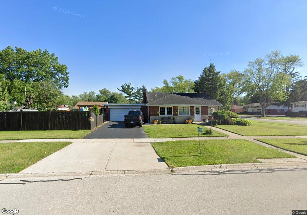 15 Grand Place, Elmhurst, IL 60126 - photo 1