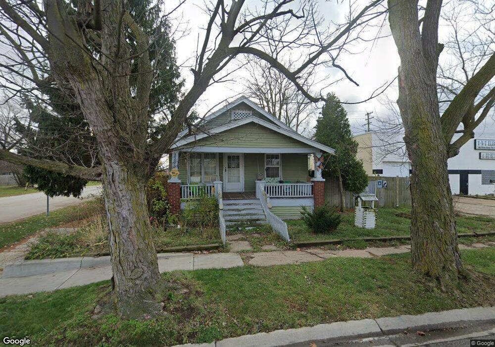 2202 Farrand St, Port Huron, MI 48060 - photo 1