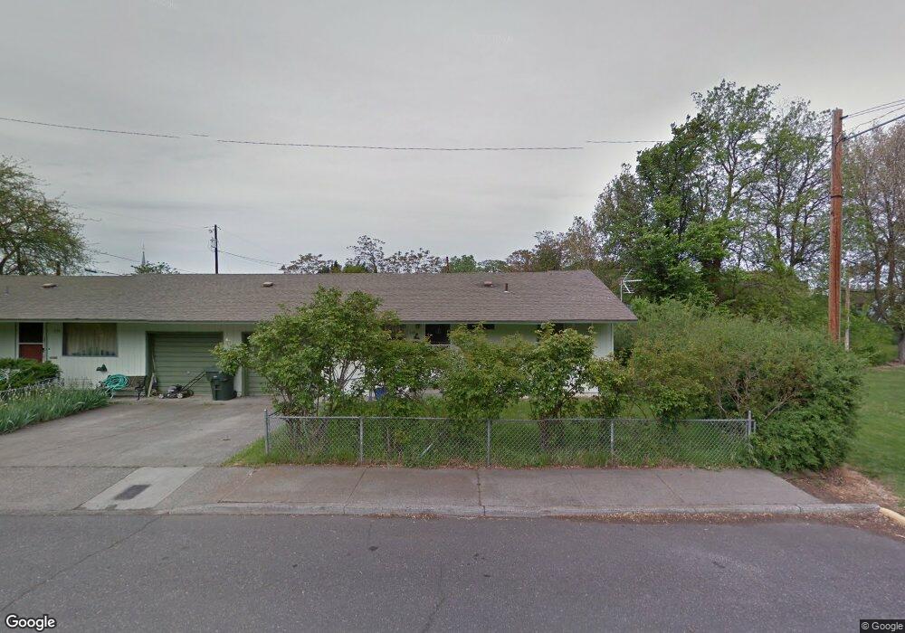 117 W 6th St, the Dalles, OR 97058 - photo 1