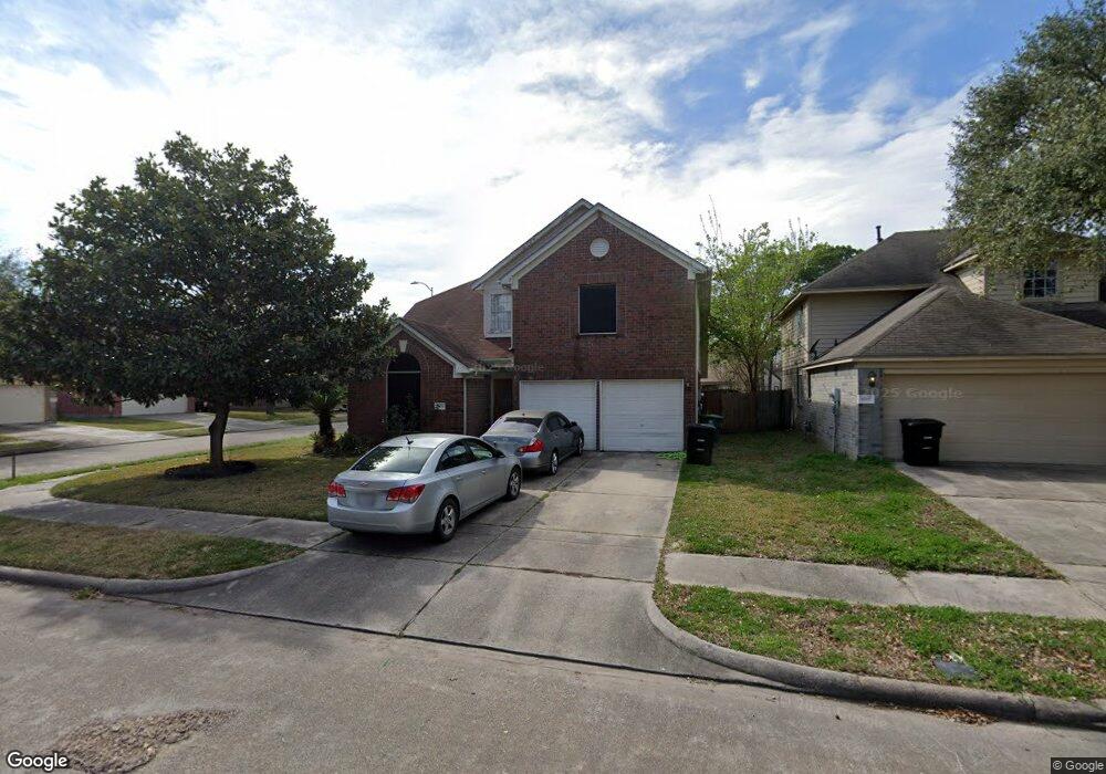 8703 Woodcamp Dr, Houston, TX 77088 - photo 1