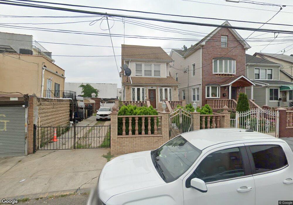 9122 196th St, Hollis, NY 11423 - photo 1