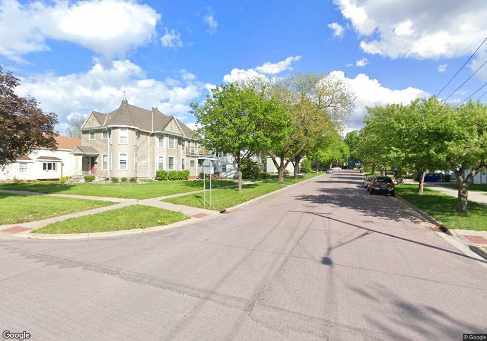 314 E Elm St, Mankato, MN 56001 - photo 1