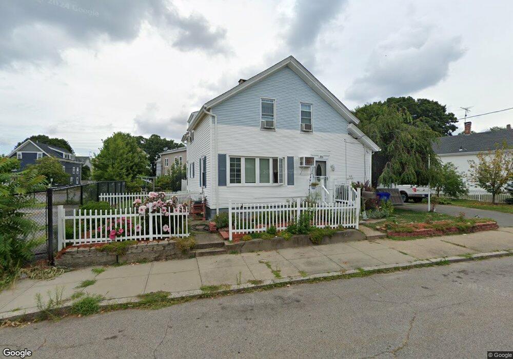 184 Carnation St, Pawtucket, RI 02860 - photo 1