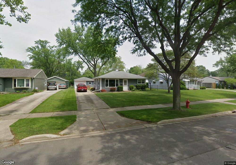 2406 Grouse Ln, Rolling Meadows, IL 60008 - photo 1