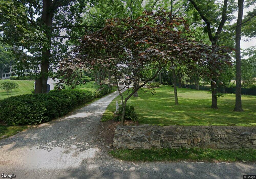 86 Pear Tree Point Rd, Darien, CT 06820 - photo 1