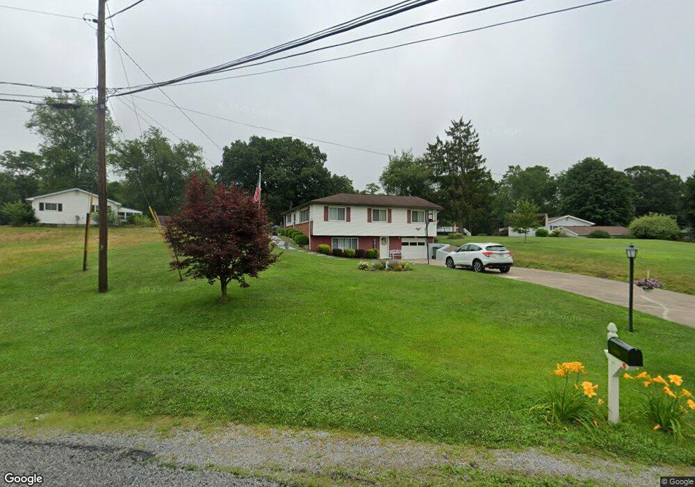 16032 Laurie Rd, East Liverpool, OH 43920 - photo 1