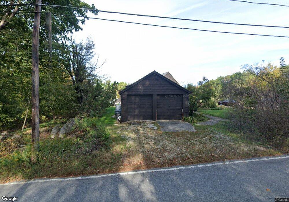 244 Saunders St, Gardner, MA 01440 - photo 1