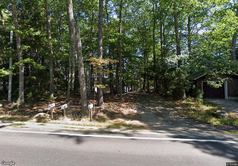 17 Governor Wentworth Hwy, Wolfeboro, NH 03894 - photo 1