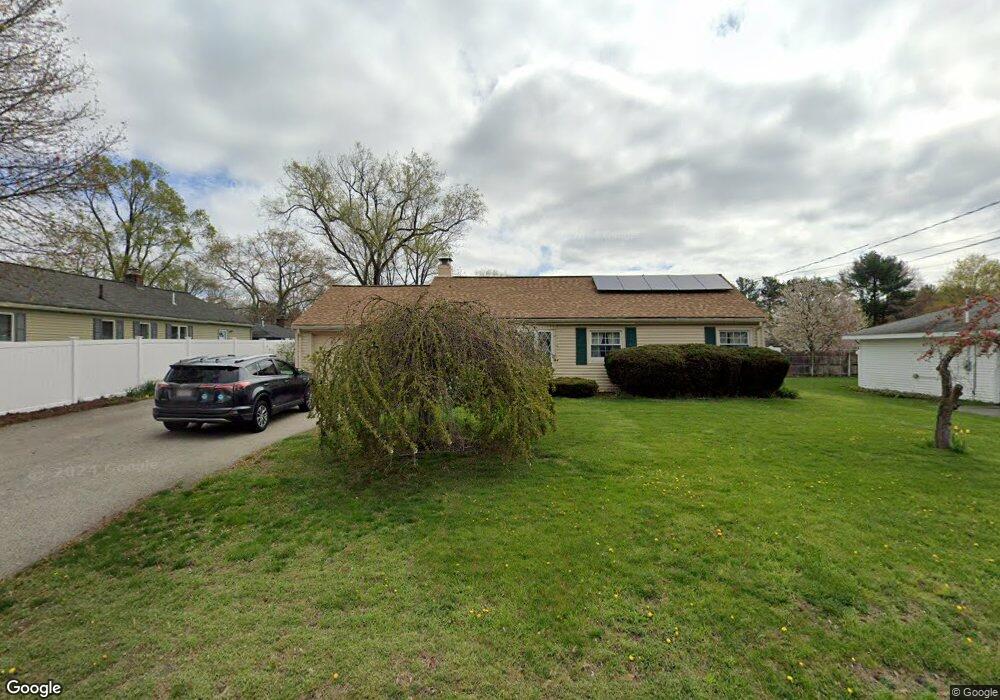 70 Brookfield Cir, Framingham, MA 01701 - photo 1