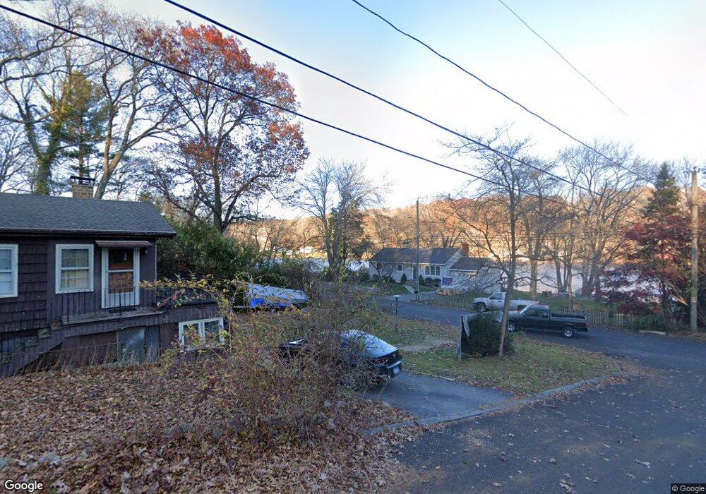 29 Cubles Dr, Niantic, CT 06357 - photo 1