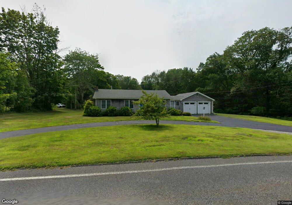 385 Gilbert St, Mansfield, MA 02048 - photo 1