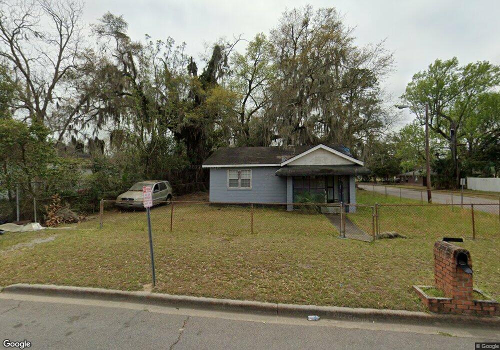 609 W 60th St, Savannah, GA 31405 - photo 1