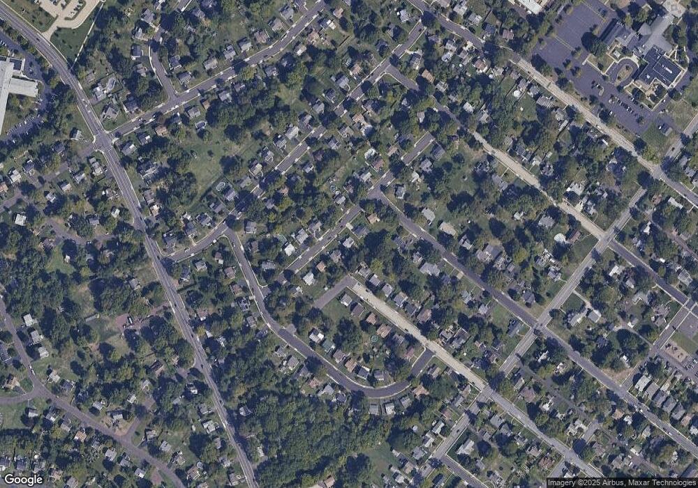 328 Erie Dr, Lansdale, PA 19446 - photo 1