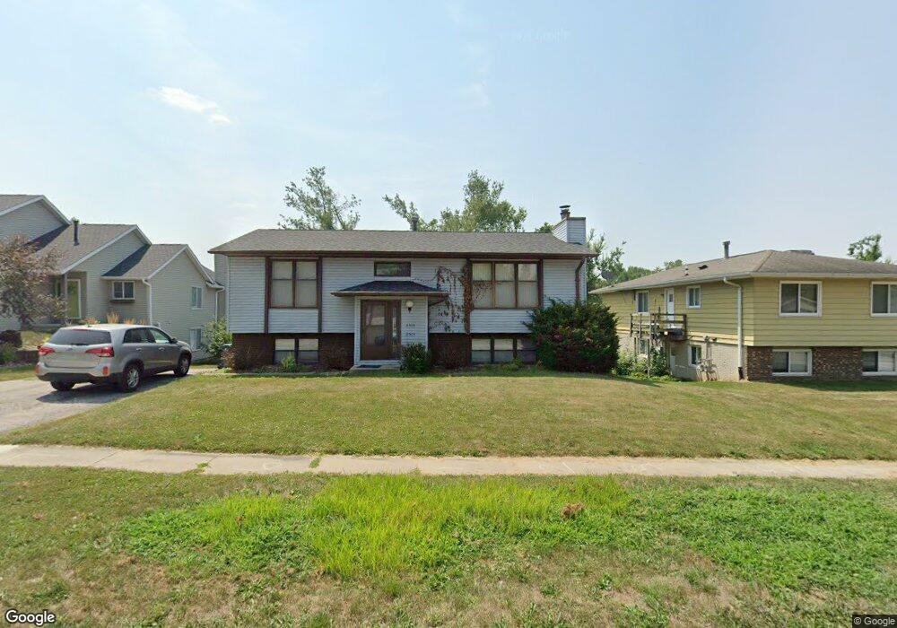 2513 Ellis View Ct NW, Cedar Rapids, IA 52405 - photo 1