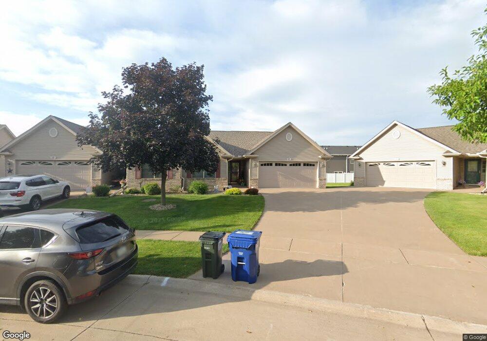 6 Northwest Crossing, Davenport, IA 52806 - photo 1