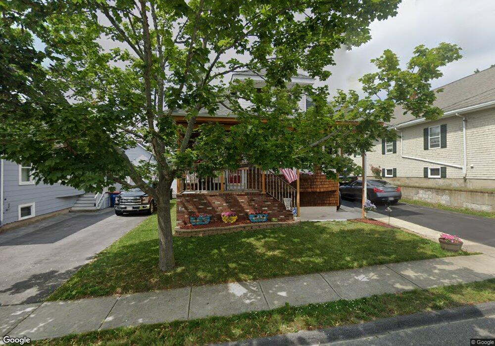 10 Morton St, Fairhaven, MA 02719 - photo 1