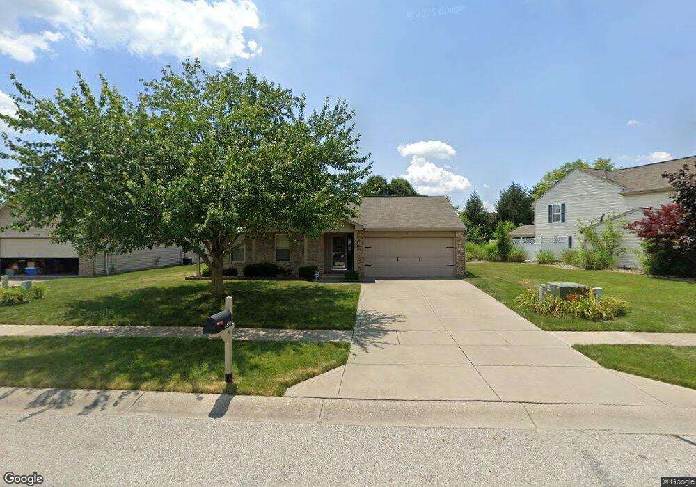2880 Lodgepole Dr, Whiteland, IN 46184 - photo 1