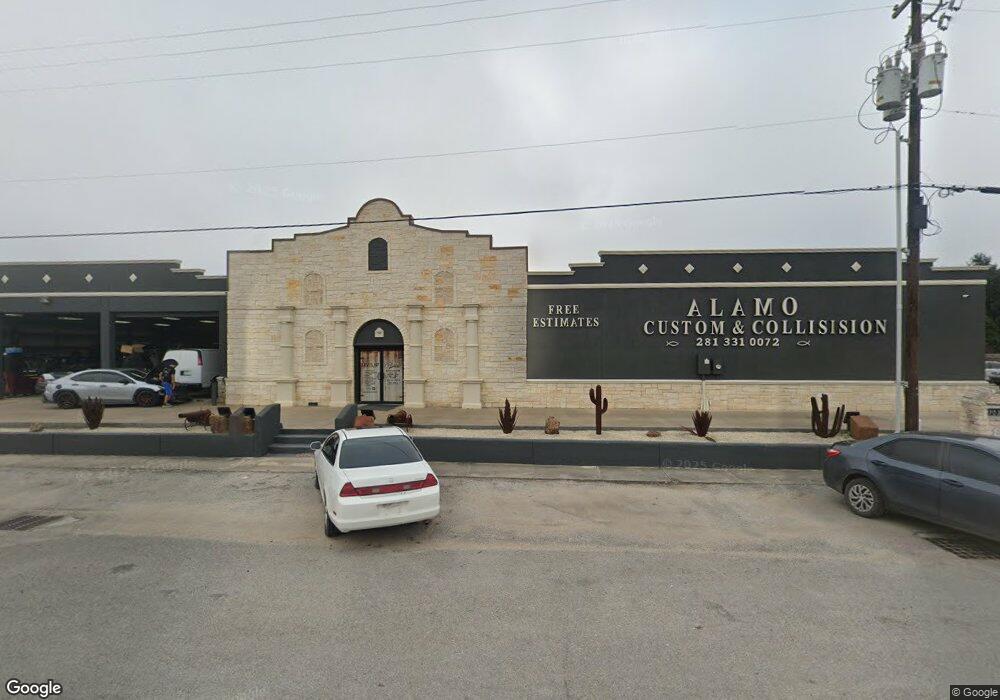 701 E Highway 6, Alvin, TX 77511 - photo 1