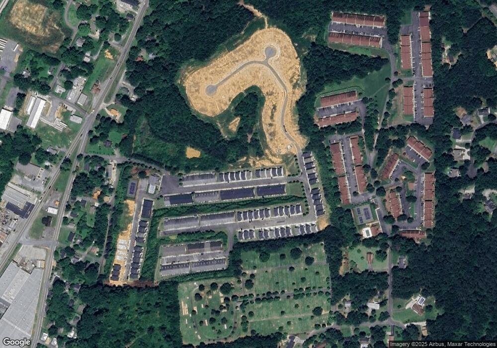 122 Old Mill Dr, Calhoun, GA 30701 - photo 1