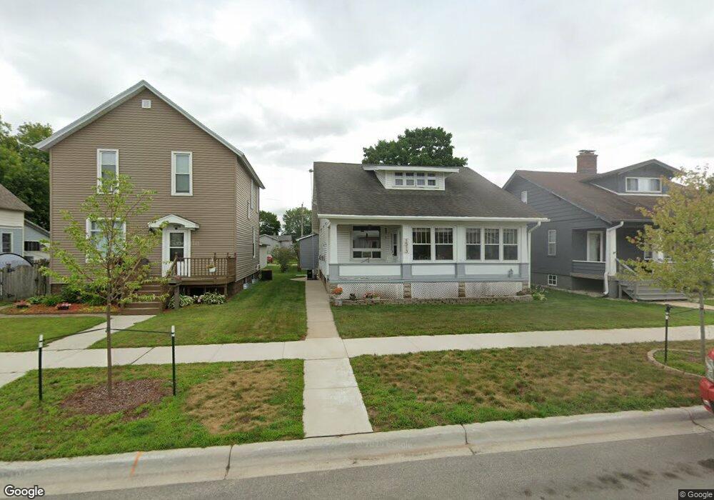 1513 16th Ave, Menominee, MI 49858 - photo 1