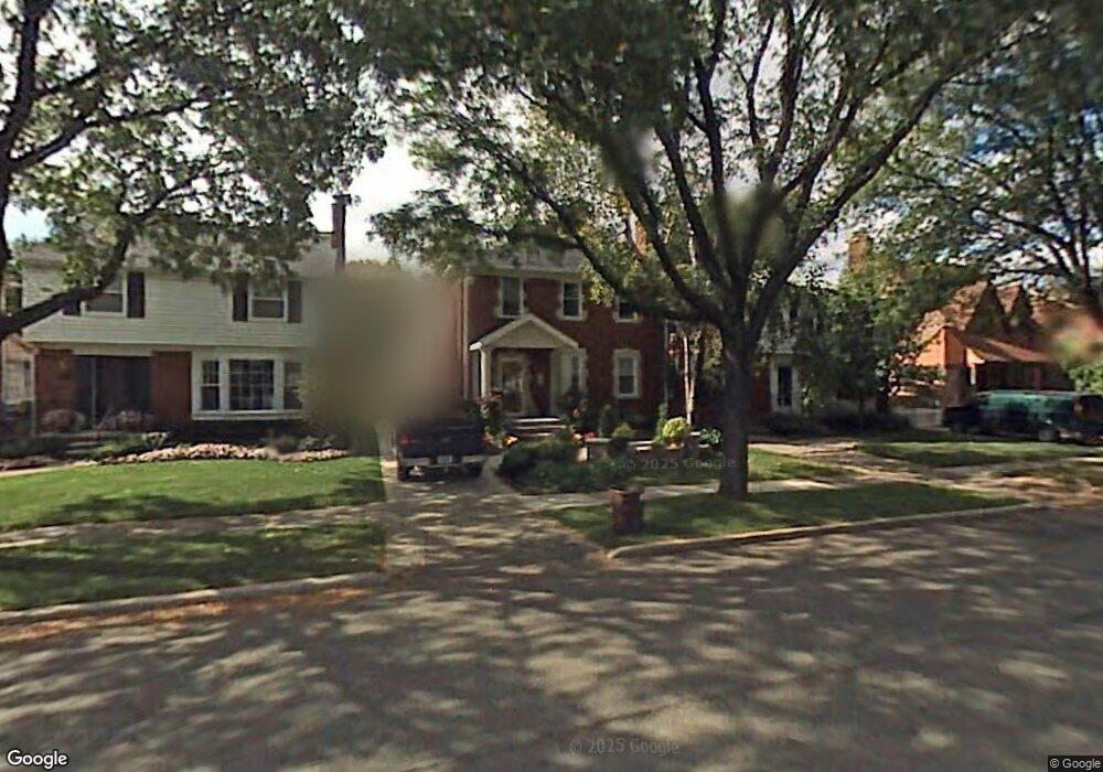 449 Moran Rd, Grosse Pointe Farms, MI 48236 - photo 1