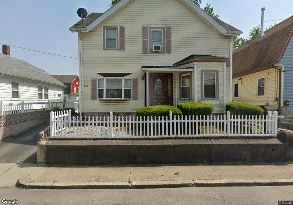 820 Weeden St, Pawtucket, RI 02860 - photo 1