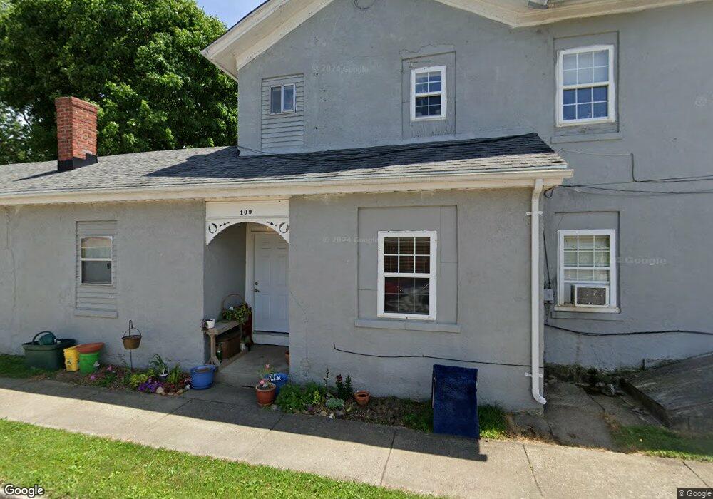 229 S Whiteman St, Xenia, OH 45385 - photo 1