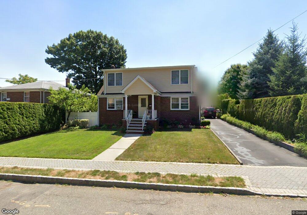 302 Mohegan Way, Fort Lee, NJ 07024 - photo 1