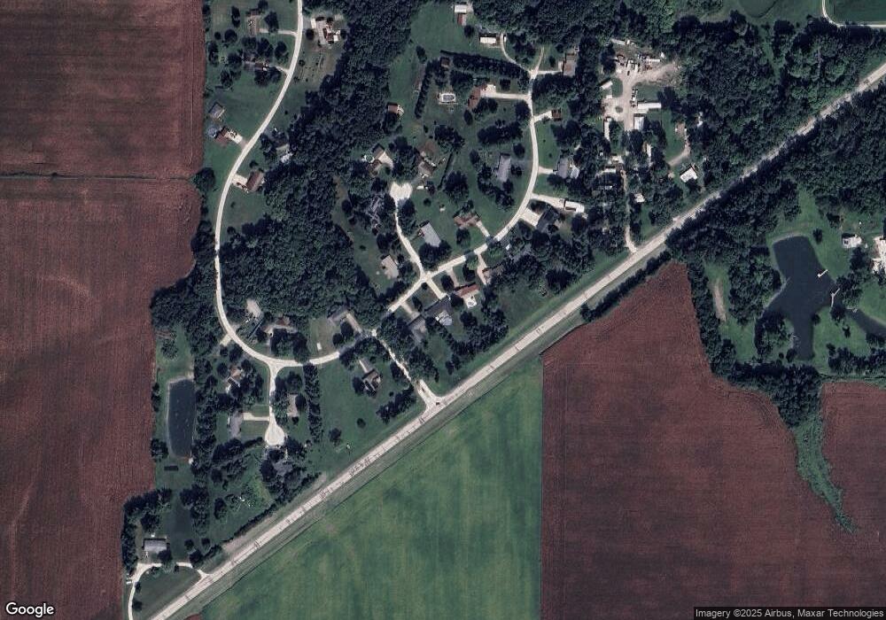 203 Spring Bay Dr, Jacksonville, IL 62650 - photo 1